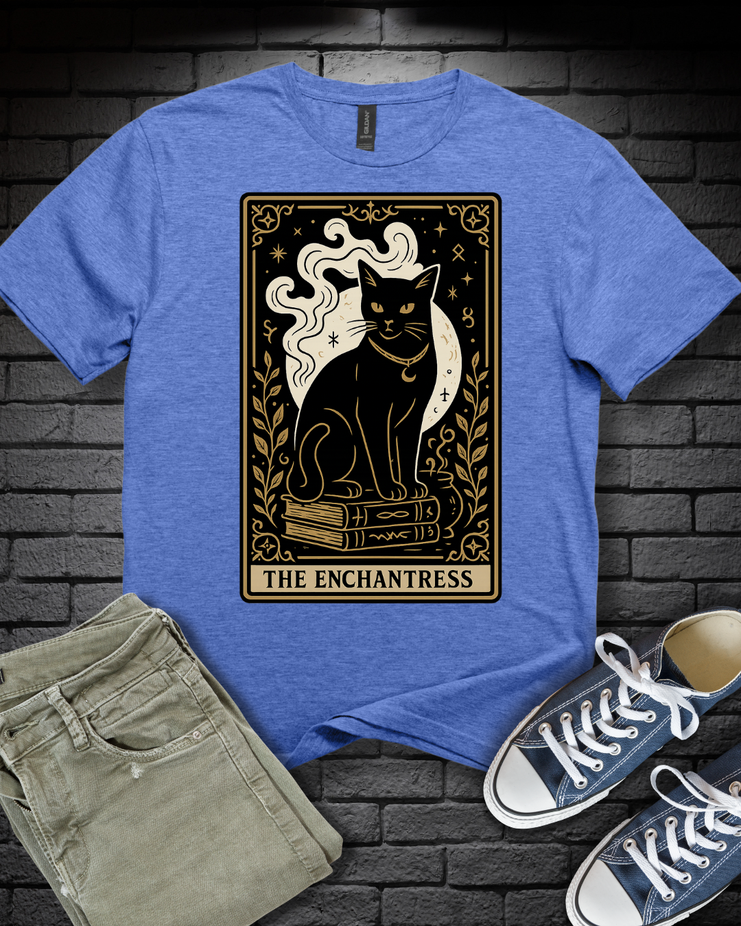 Tarot Cat The Enchantress T-Shirt