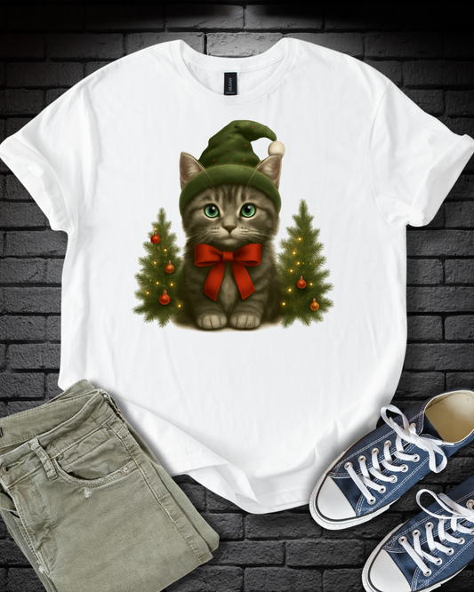 Cute Christmas Kitten  T-Shirt