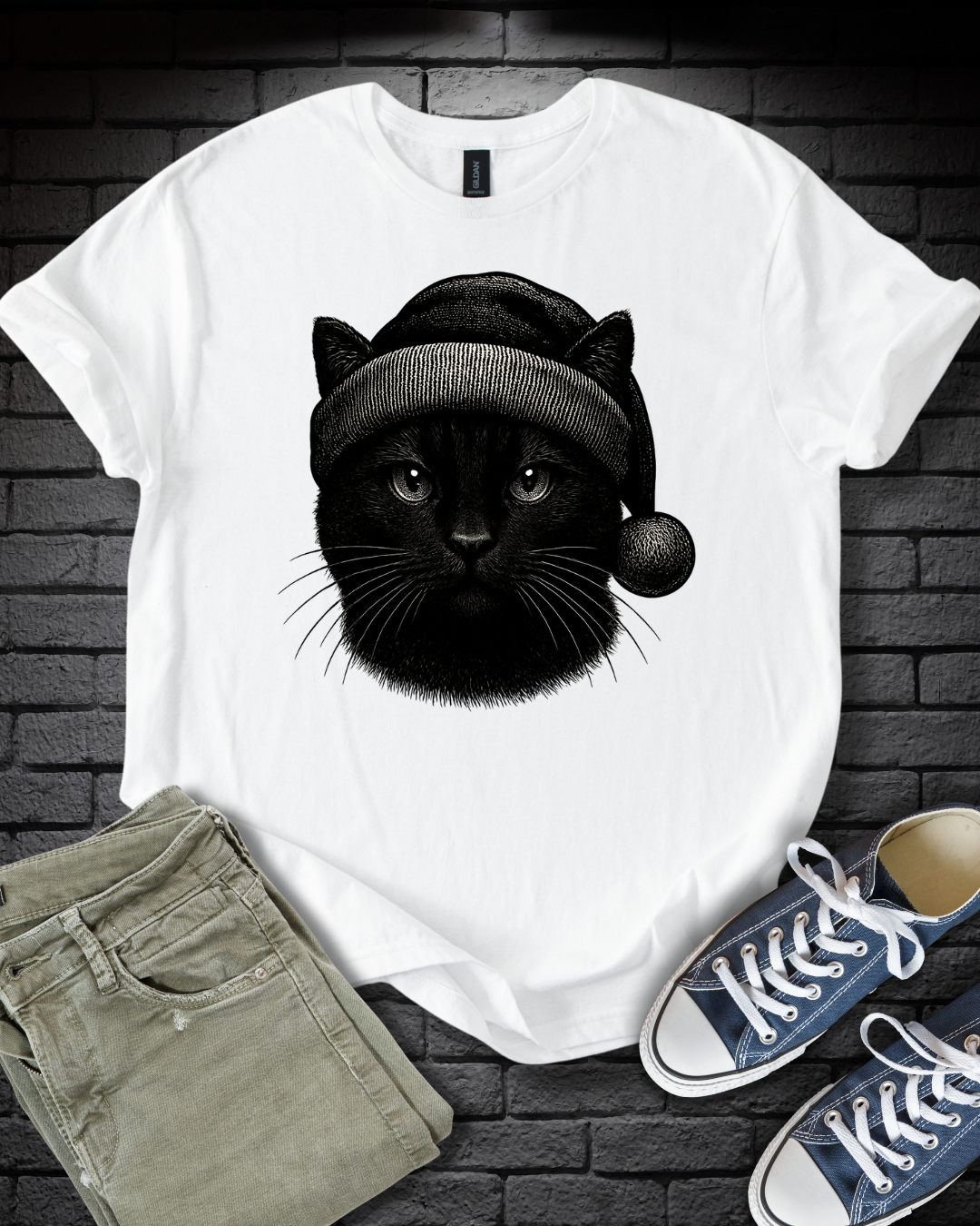 Chic Black Cat Christmas T-Shirt